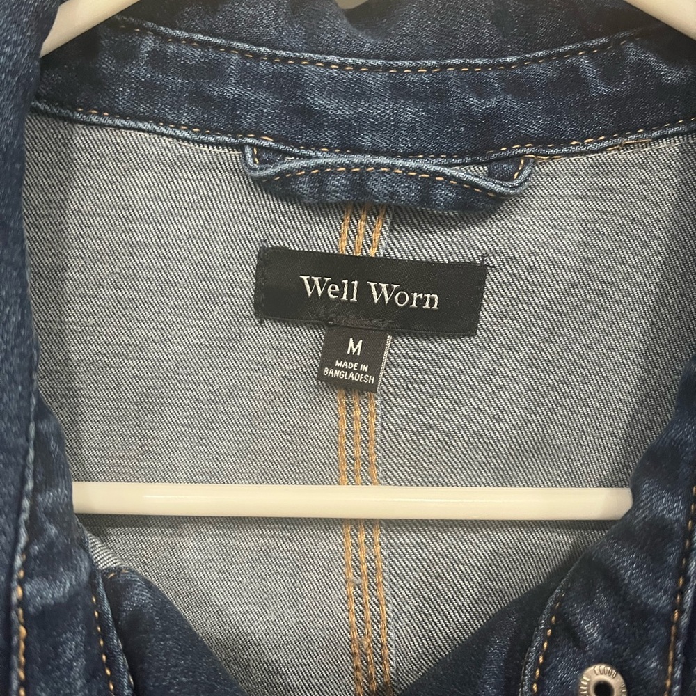 Well Worn Women's Classic Blue Jean Jacket - Picture 3 of 4